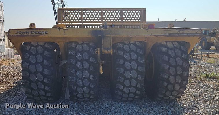 image for item DW6590 2016 John Deere 2112DC scraper