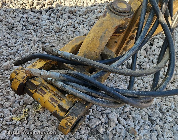 image for item DW6590 2016 John Deere 2112DC scraper