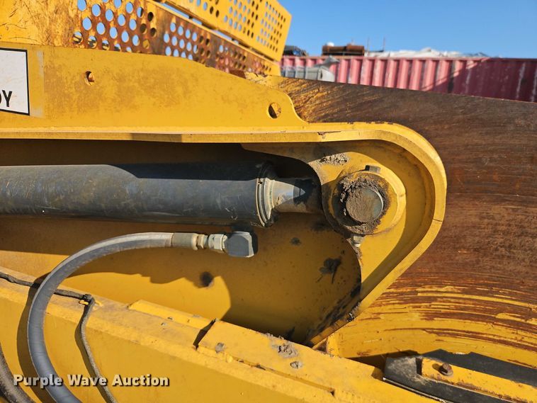 image for item DW6590 2016 John Deere 2112DC scraper