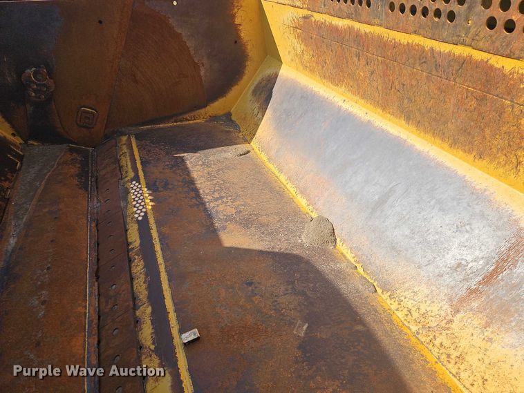 image for item DW6590 2016 John Deere 2112DC scraper