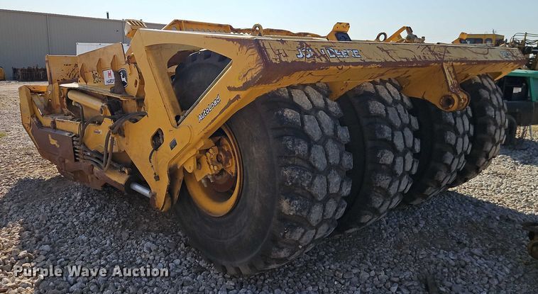 image for item DW6591 2012 John Deere 2112C scraper