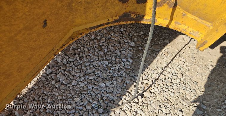 image for item DW6591 2012 John Deere 2112C scraper