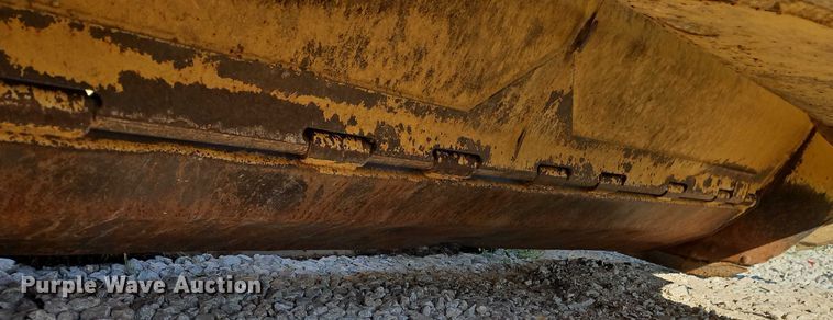 image for item DW6591 2012 John Deere 2112C scraper