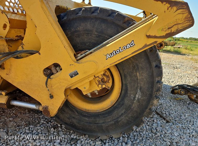 image for item DW6591 2012 John Deere 2112C scraper