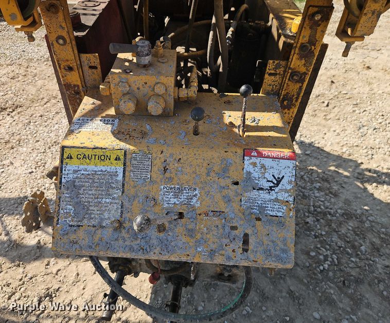image for item DW6593 Terex Bid-Well 2450 roller paver