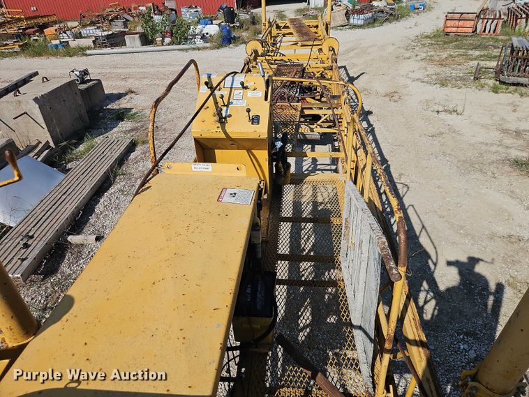 image for item DW6593 Terex Bid-Well 2450 roller paver