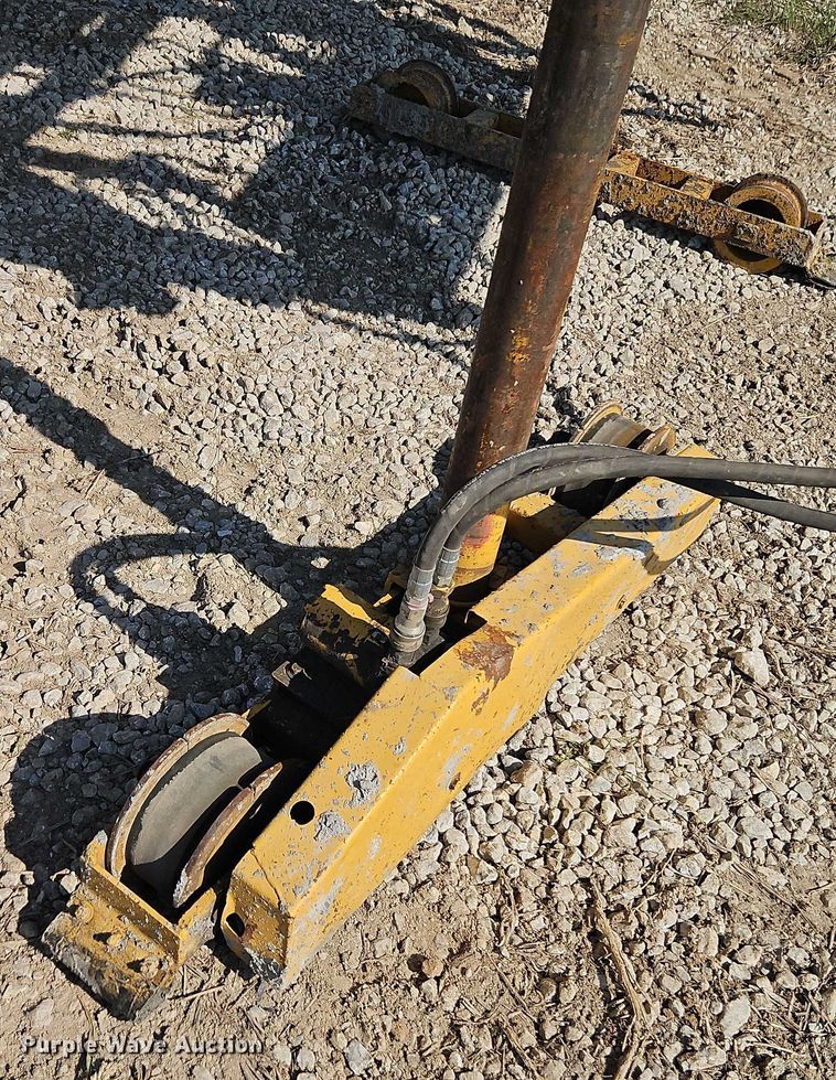 image for item DW6593 Terex Bid-Well 2450 roller paver