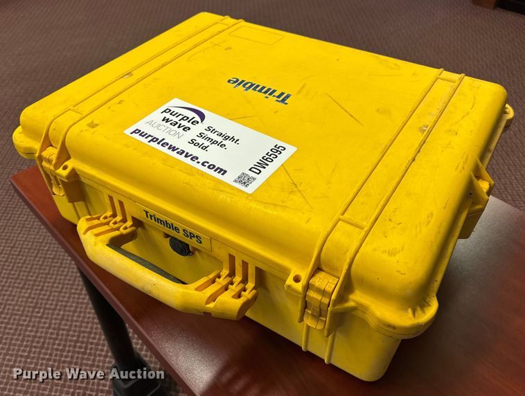 image for item DW6595 Trimble GPS guidance system