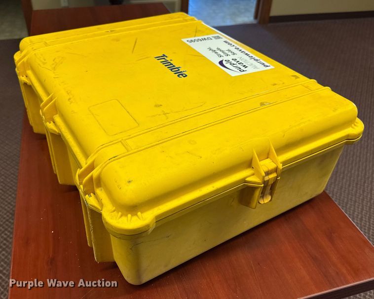 image for item DW6595 Trimble GPS guidance system