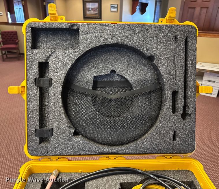 image for item DW6595 Trimble GPS guidance system