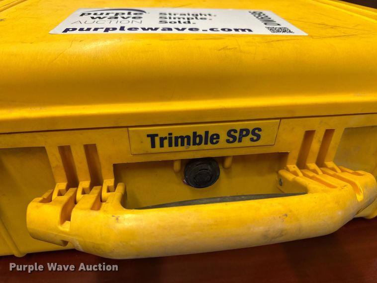 image for item DW6595 Trimble GPS guidance system