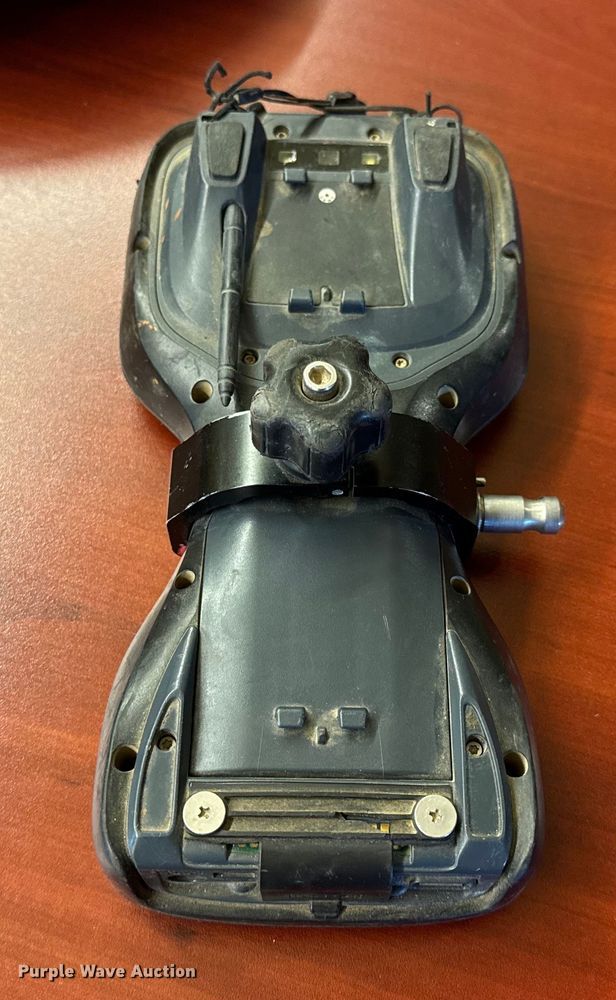 image for item DW6595 Trimble GPS guidance system