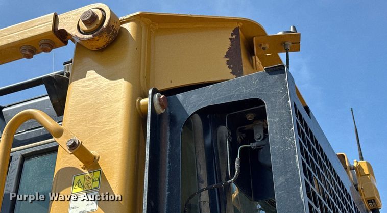 image for item DW6596 2014 Caterpillar D6T XW dozer