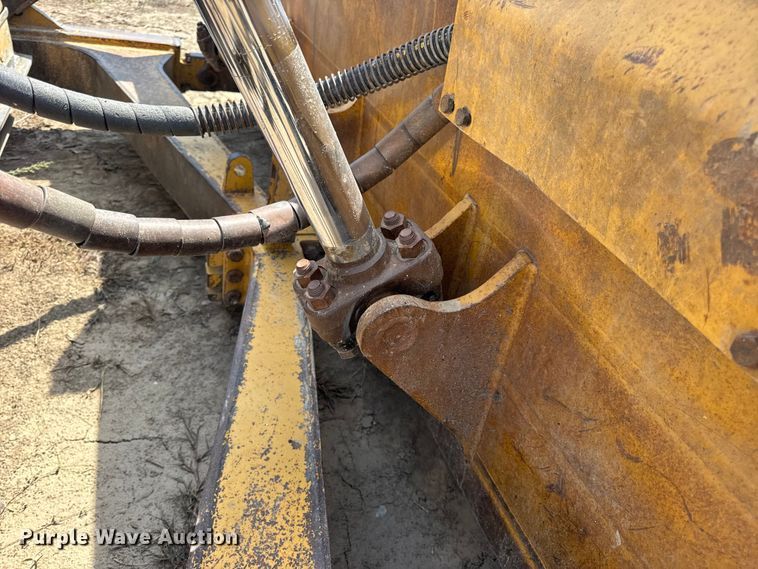 image for item DW6596 2014 Caterpillar D6T XW dozer