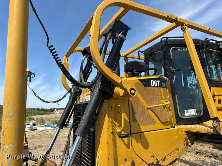 image for item DW6596 2014 Caterpillar D6T XW dozer