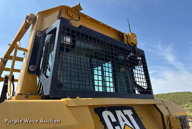 image for item DW6596 2014 Caterpillar D6T XW dozer