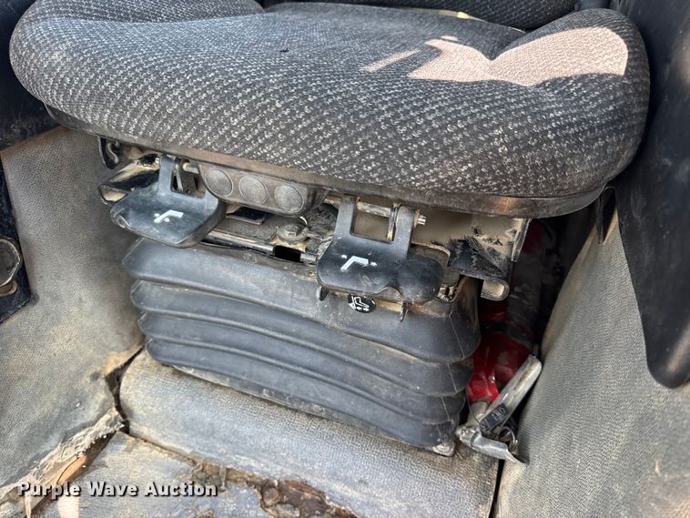 image for item DW6596 2014 Caterpillar D6T XW dozer