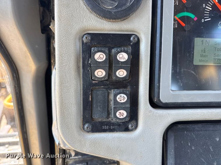 image for item DW6596 2014 Caterpillar D6T XW dozer