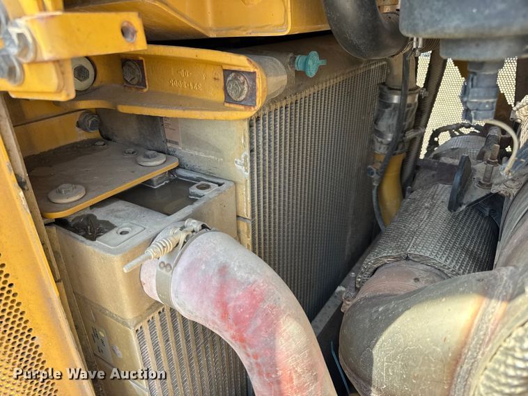 image for item DW6596 2014 Caterpillar D6T XW dozer