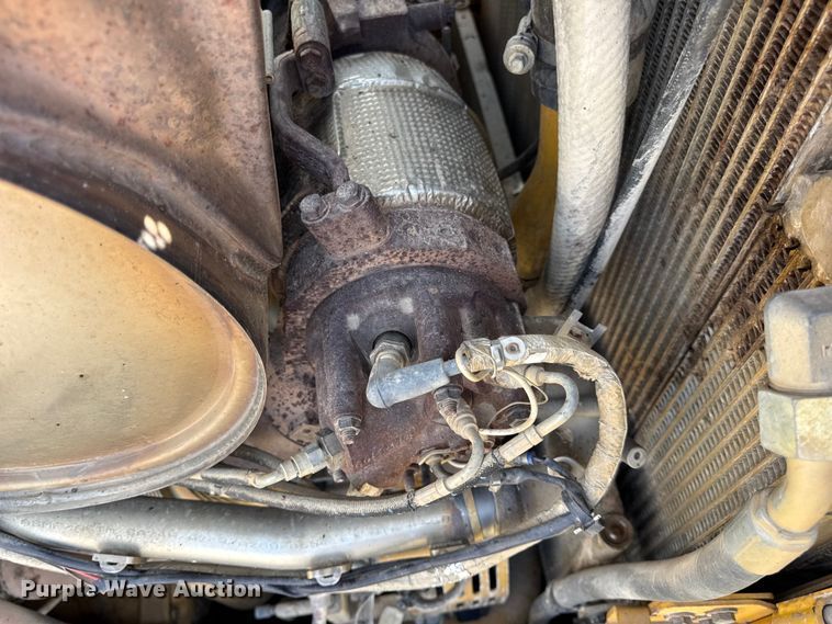 image for item DW6596 2014 Caterpillar D6T XW dozer