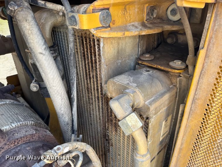 image for item DW6596 2014 Caterpillar D6T XW dozer