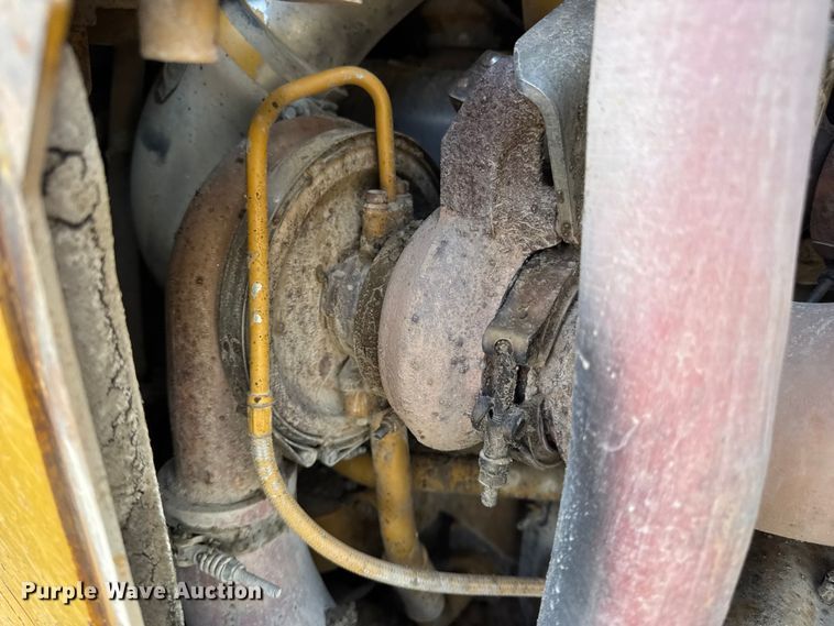 image for item DW6596 2014 Caterpillar D6T XW dozer