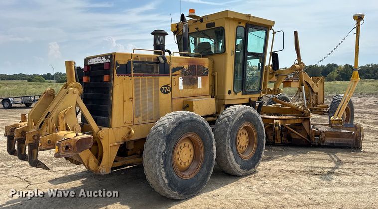 image for item DW6597 1997 Caterpillar 140H motor grader