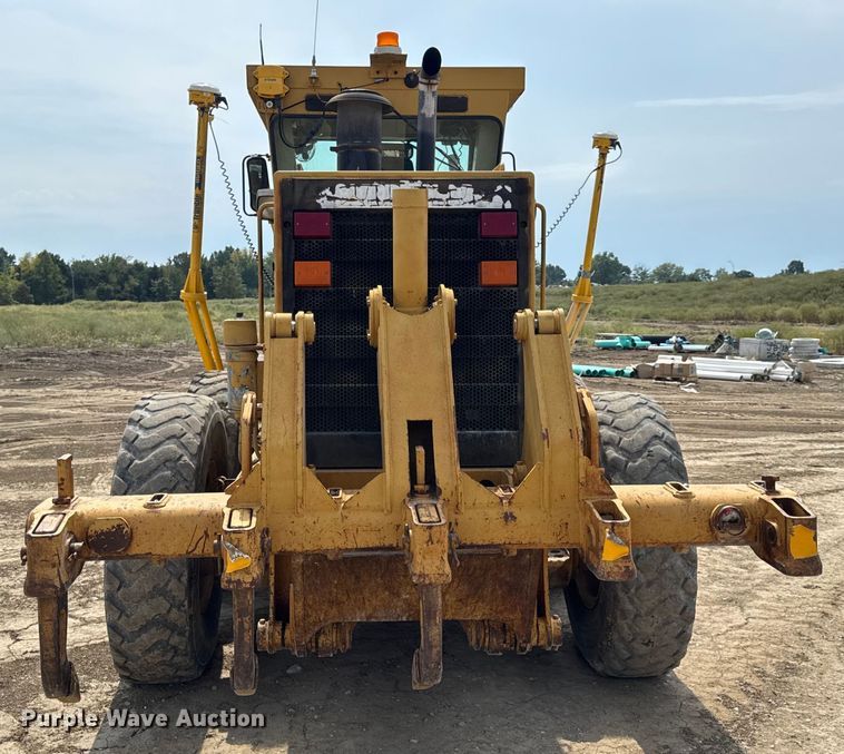 image for item DW6597 1997 Caterpillar 140H motor grader