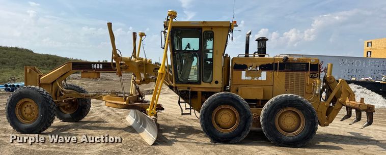 image for item DW6597 1997 Caterpillar 140H motor grader
