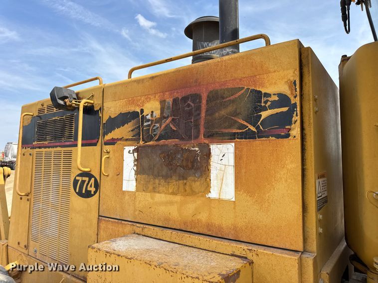 image for item DW6597 1997 Caterpillar 140H motor grader