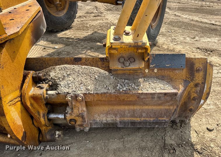 image for item DW6597 1997 Caterpillar 140H motor grader