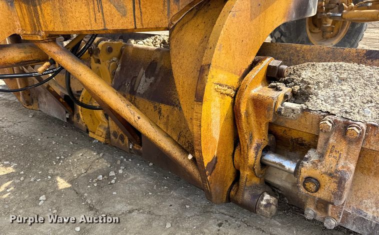 image for item DW6597 1997 Caterpillar 140H motor grader