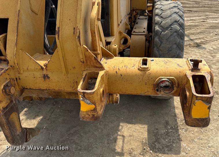 image for item DW6597 1997 Caterpillar 140H motor grader
