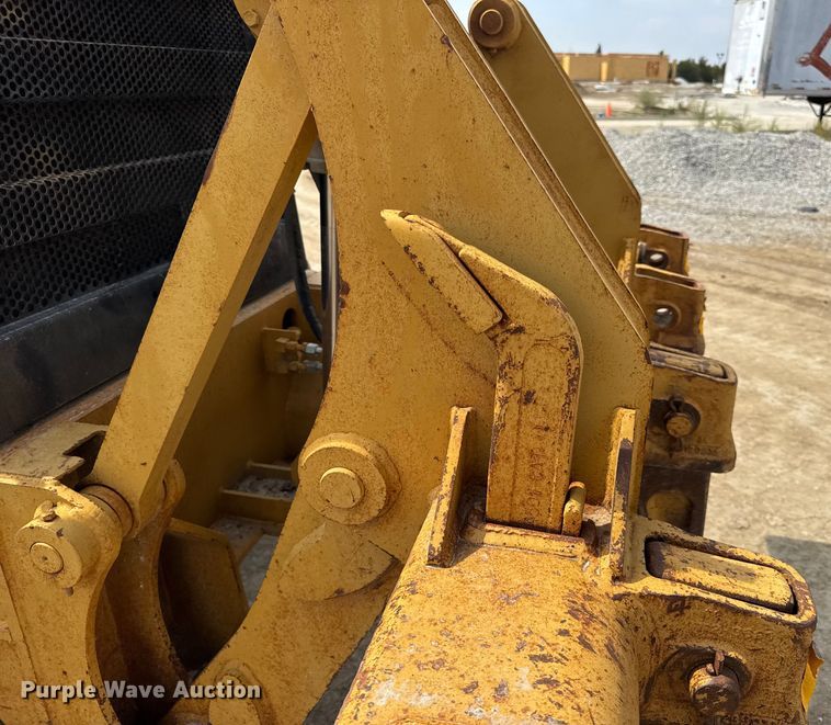 image for item DW6597 1997 Caterpillar 140H motor grader