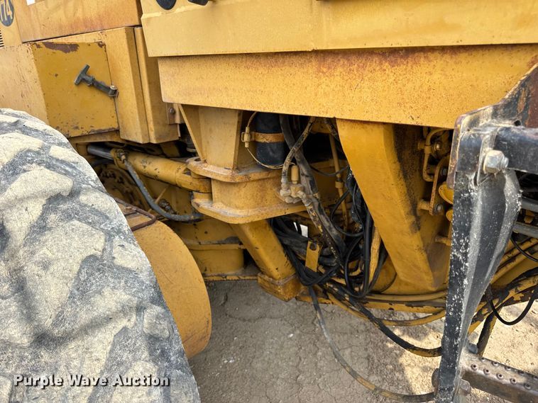 image for item DW6597 1997 Caterpillar 140H motor grader