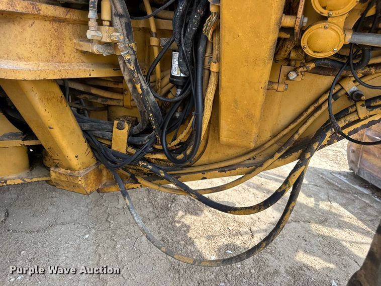 image for item DW6597 1997 Caterpillar 140H motor grader