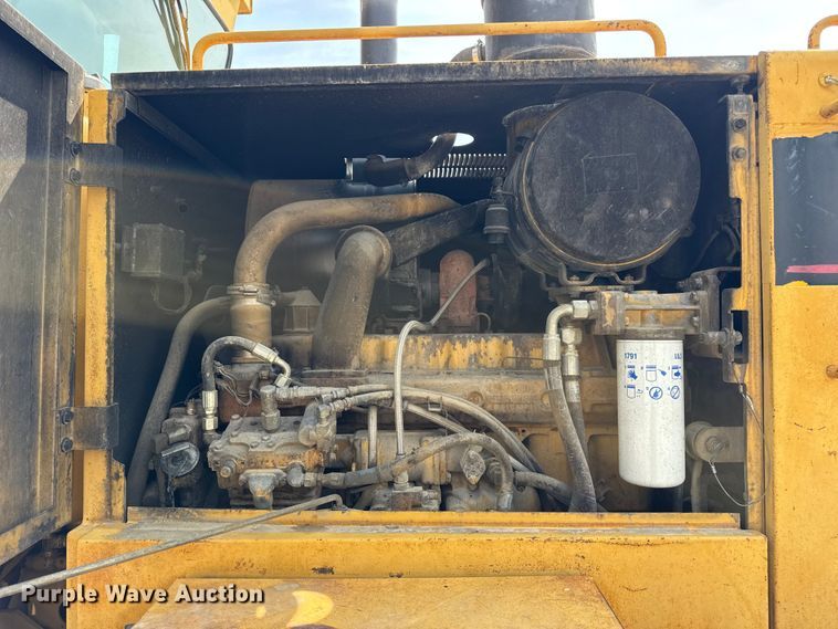 image for item DW6597 1997 Caterpillar 140H motor grader