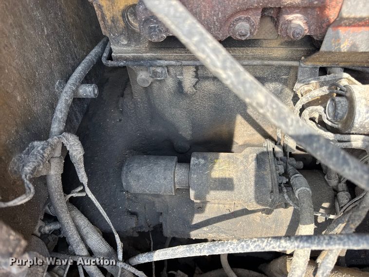 image for item DW6597 1997 Caterpillar 140H motor grader