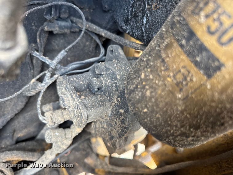 image for item DW6597 1997 Caterpillar 140H motor grader