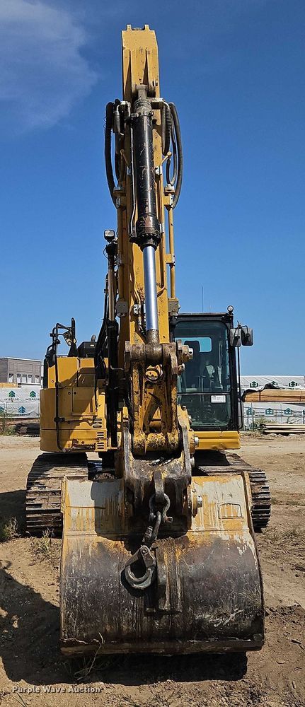 EXCAVADORA 2018 CATERPILLAR 325FL