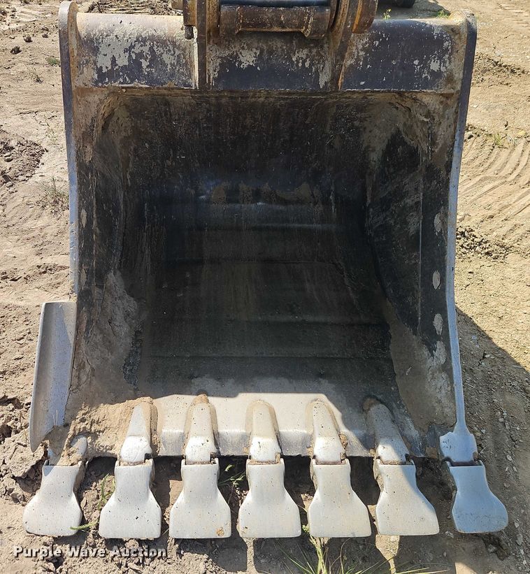 image for item DW6598 2018 Caterpillar 325F L excavator