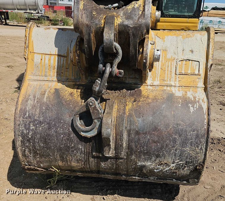 image for item DW6598 2018 Caterpillar 325F L excavator