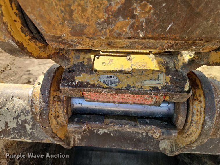 image for item DW6598 2018 Caterpillar 325F L excavator