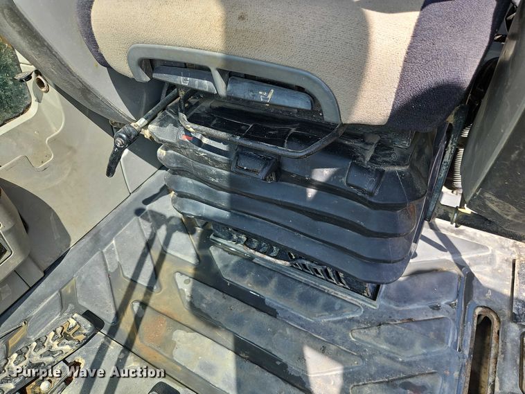 image for item DW6598 2018 Caterpillar 325F L excavator