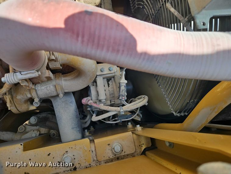 image for item DW6598 2018 Caterpillar 325F L excavator