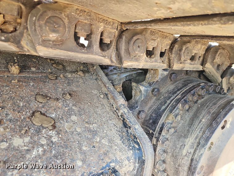 image for item DW6598 2018 Caterpillar 325F L excavator