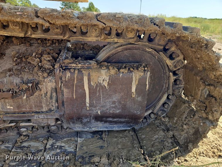 image for item DW6598 2018 Caterpillar 325F L excavator