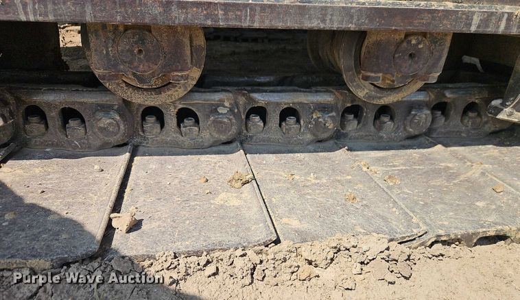 image for item DW6598 2018 Caterpillar 325F L excavator