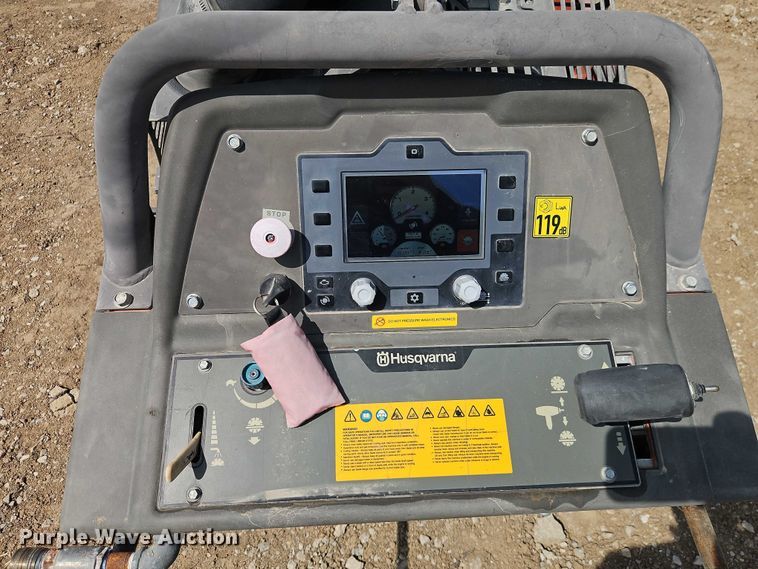 image for item DW6601 Husqvarna FS 7000 D concrete saw