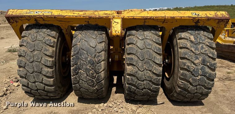 image for item DW6602 2012 John Deere 2112C scraper